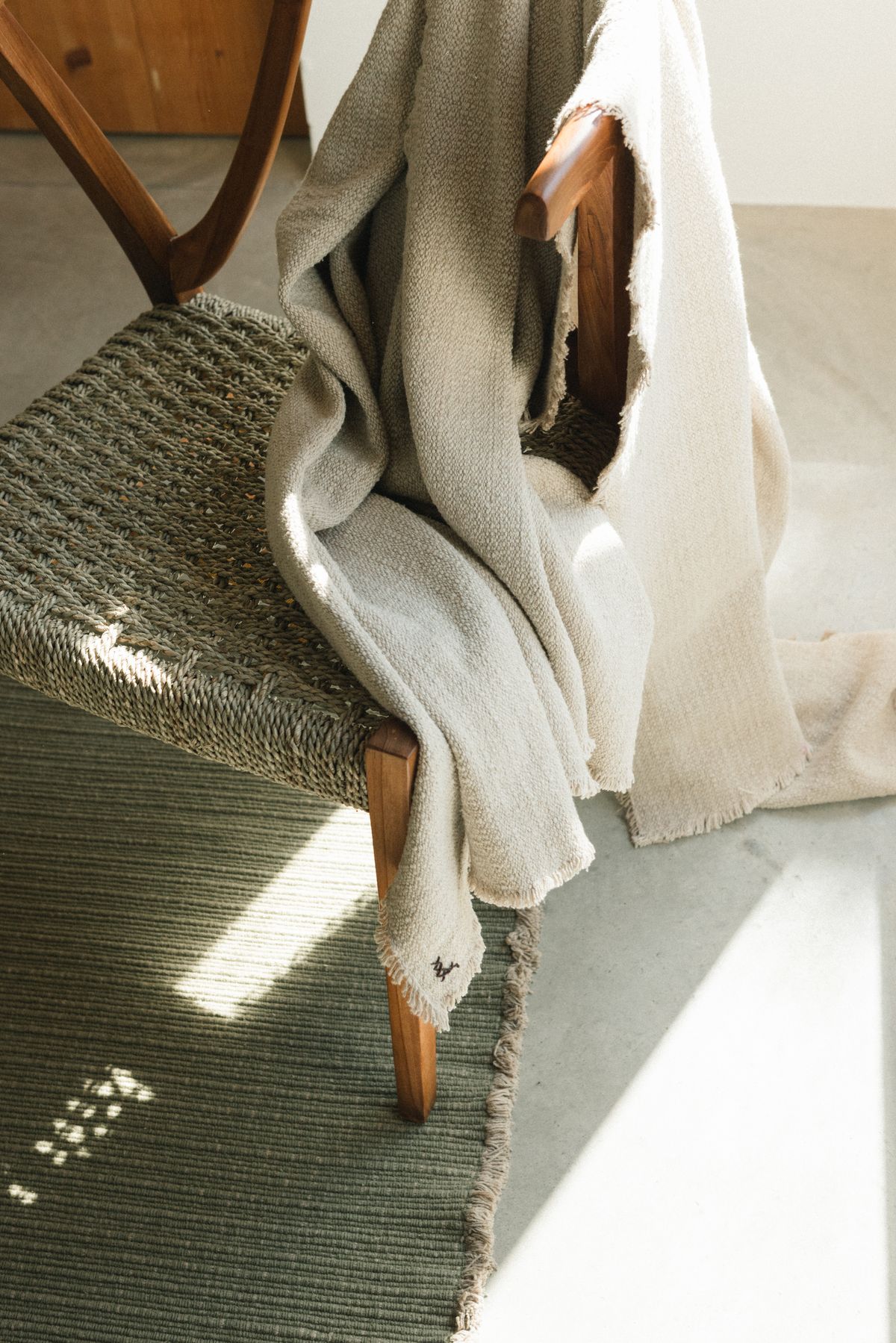 Throws and blankets for relaxed interiors